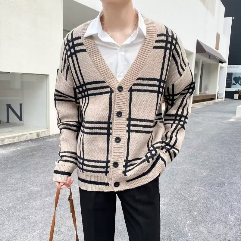Autumn and Winter Youth New Cardigan Knitted Sweater ins Korean Style Fashionable Loose All-match Sweater V-neck Striped Jacket Autumn and Winter Youth New Cardigan Knitted Sweater ins Korean Style Fashionable Loose All-match Sweater V-neck Striped Jacket