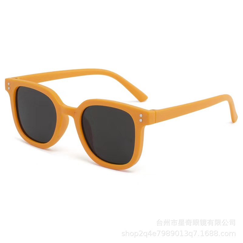 C6 orange frame gray film