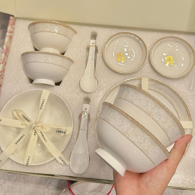 Jingdezhen Dish Set Accessible Luxury High-End European Style Gold-Rimmed Ceramic Tableware Household 2025 New Plate Dish Jingdezhen Dish Set Accessible Luxury High-End European Style Gold-Rimmed Ceramic Tableware Household 2025 New Plate Dish