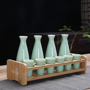 ���ð׾Ʒ־�����ɾƾ����b���մɾƉ�һ�ڱ�С���ю��бP����