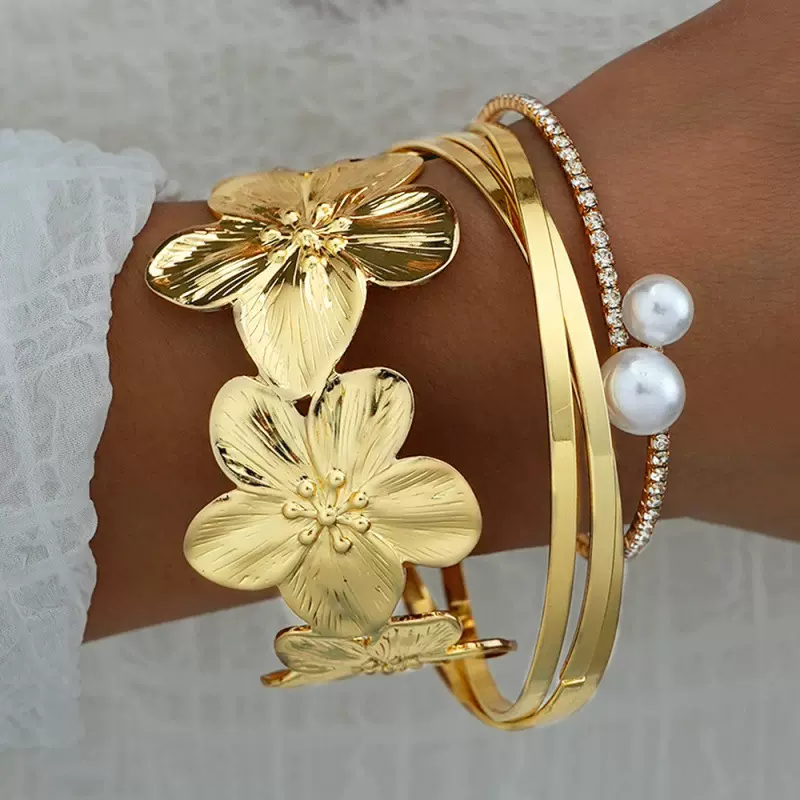 欧美跨境新款复古珍珠花朵开口手镯女简约3件套圆形叠戴手环套装