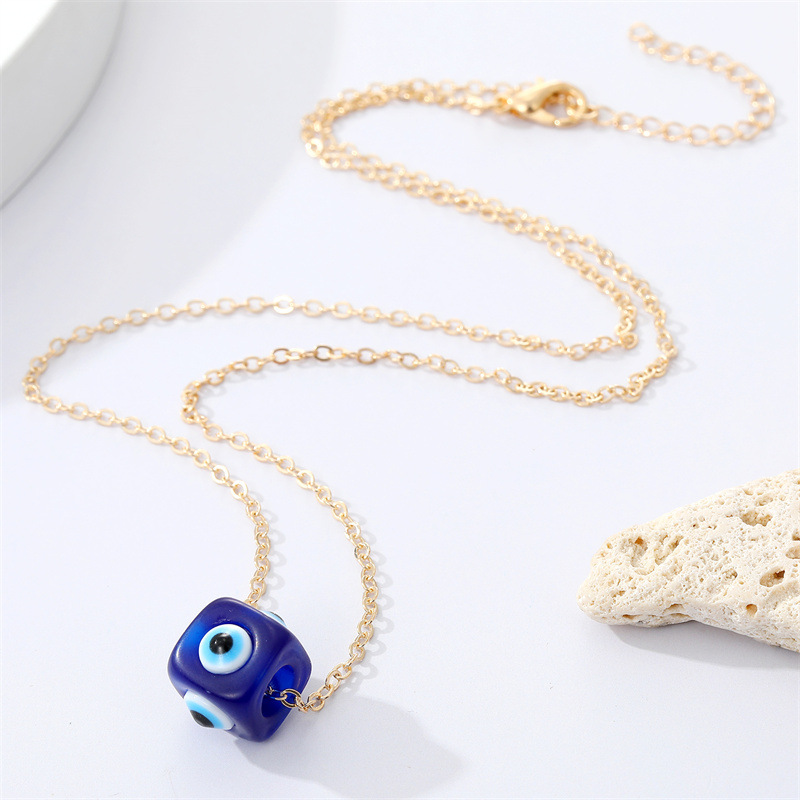 Punk Ethnic Style Resin Devil u0027S Eye Pendant Necklace Vintage Square Bead Eye Necklace For Women