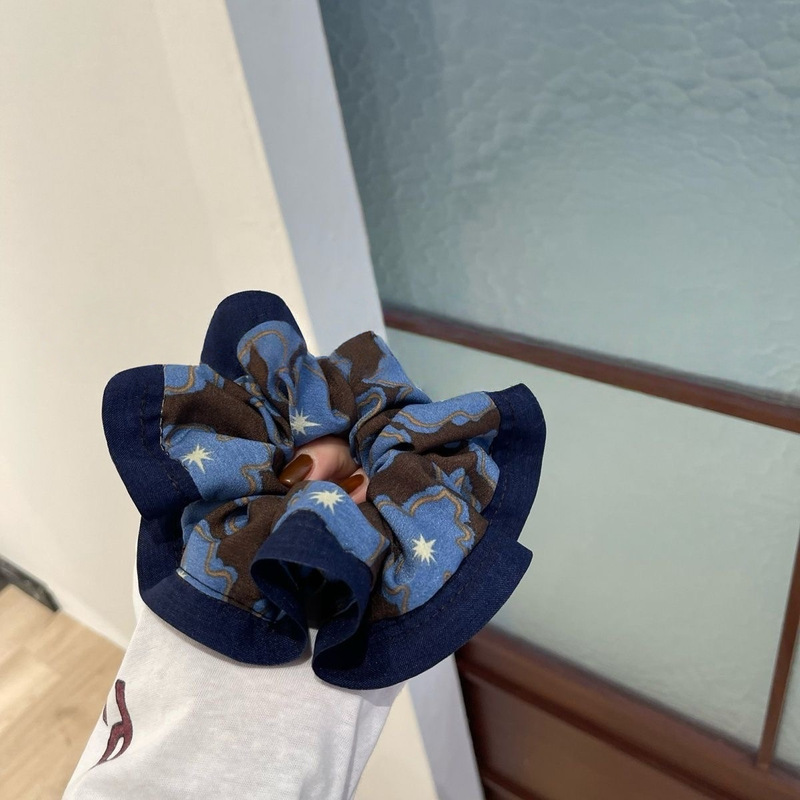 2025 New Blue Retro Floral Contrast High-End Printed Fabric Low Ponytail Hair Tie for Volume-Enhancing Scrunchie