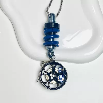 Car hanging Car Interior Accessories, Trendy - black-and-blue-shock-absorbers-plus-black-and-blue-wheels-chain