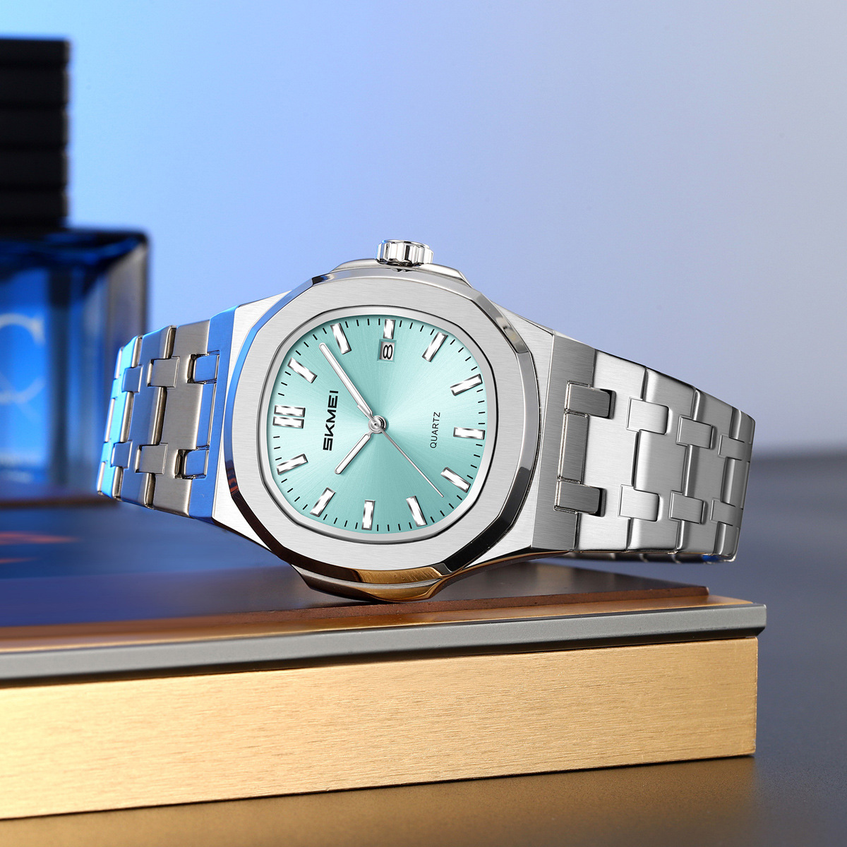 Momento de negocios de acero 30 metros reloj de cuarzo impermeable calendario único reloj de hombre comercio exterior suministro transfronterizo al por mayor