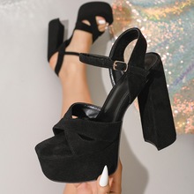 ���了�s�r���Ը�¶ֺˮ̨�ָ���Ьҹ���L������Ɍ�ŮЬ heels