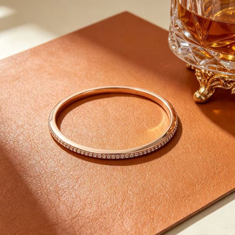 New European and American style bracelets, featuring round ball designs, fashionable and trendy, minimalist and luxurious, designed for women, and versatile for various outfits New European and American style bracelets, featuring round ball designs, fashionable and trendy, minimalist and luxurious, designed for women, and versatile for various outfits