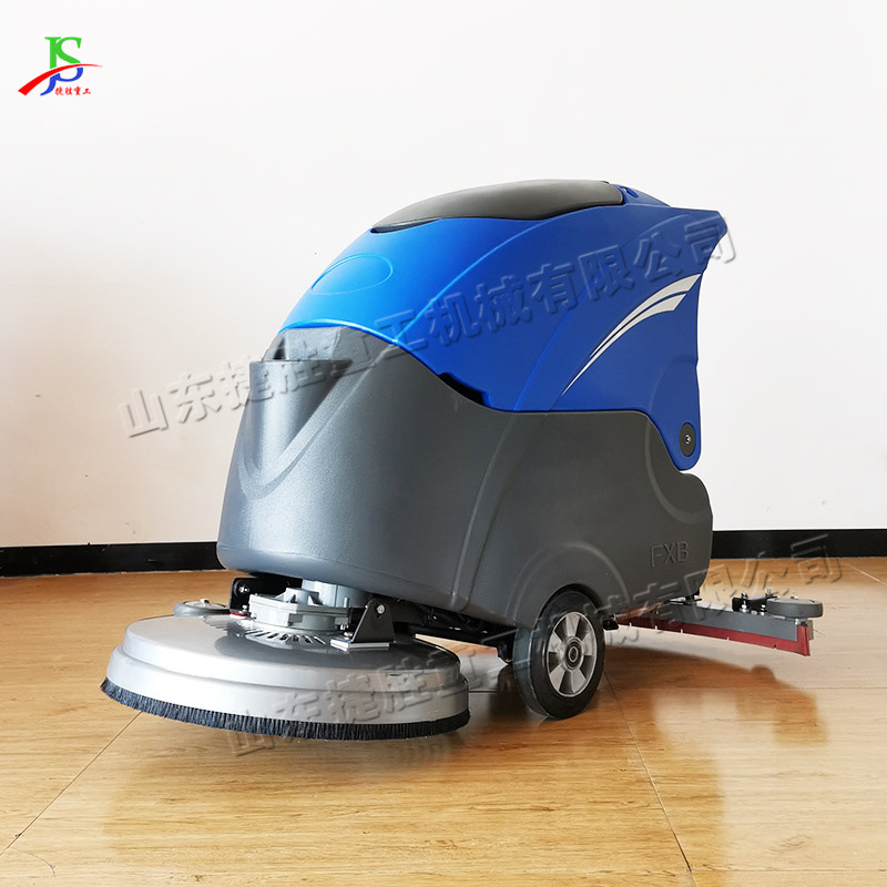 座驾式扫拖洗地机 洗擦吸三合一式设备 地下车库用垃圾清扫车