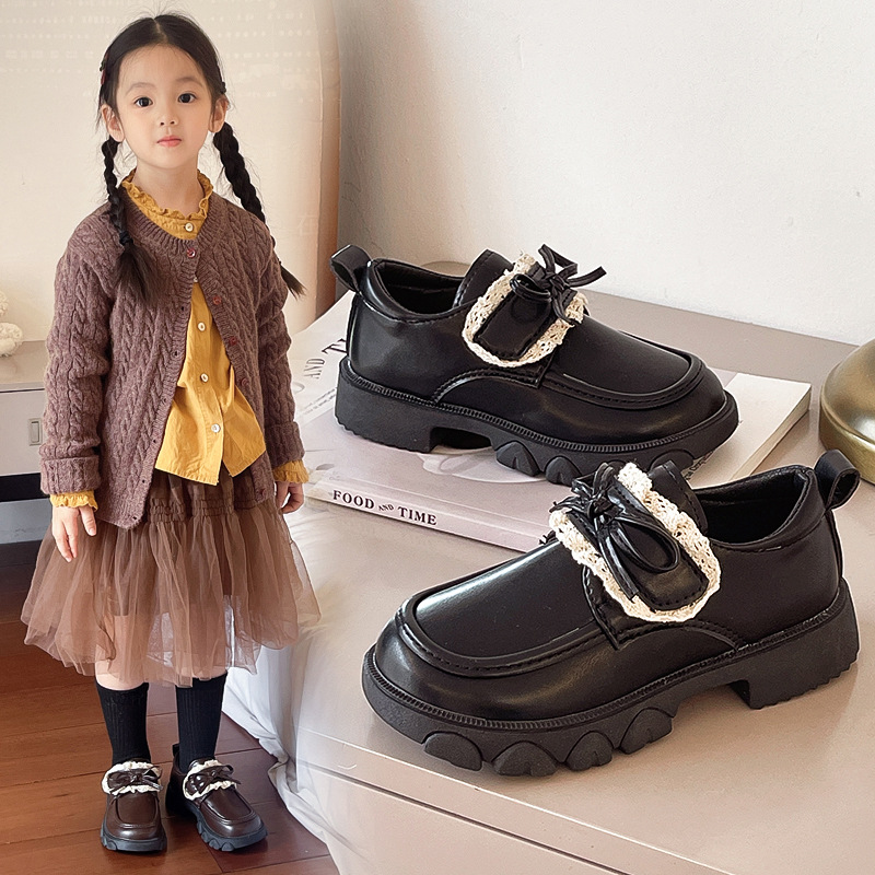 Zapatos de cuero para niñas 2025 otoño nuevo estilo de moda para niños con suela suave zapatos princesa de estilo británico Lefour zapatos para bebés mujeres zapatos