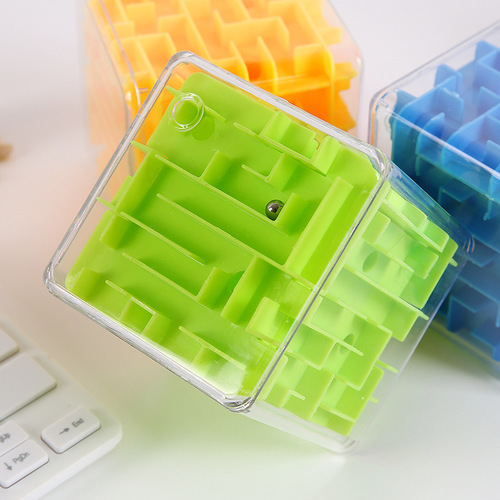 Creative six-sided maze, children's 8cm large 3D cube maze educational toy for girls and boys