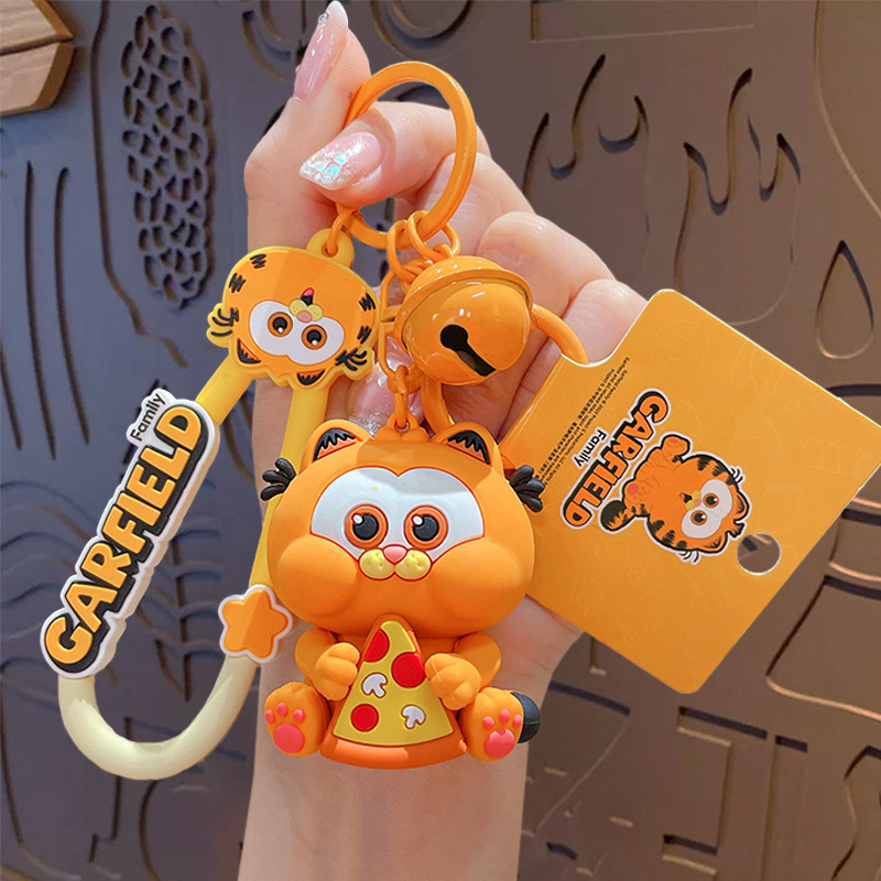 Genuine Cartoon Garfield Keychain Couple Cute School Bag Pendant Car Key Chain Creative Small Gift Wholesale