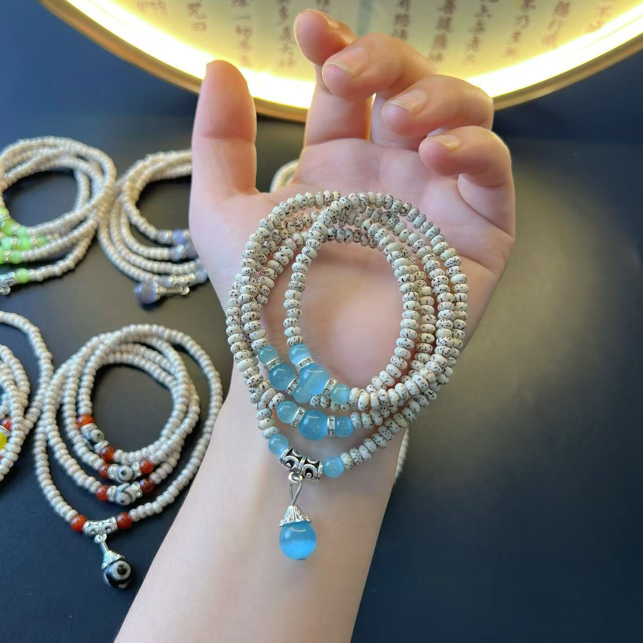 아쿠아마린 컬러