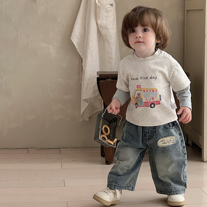Children's Clothing Set Autumn 2026 New Cartoon Infant Clothes Baby T-Shirt Casual Jeans Two-Piece Set Category a