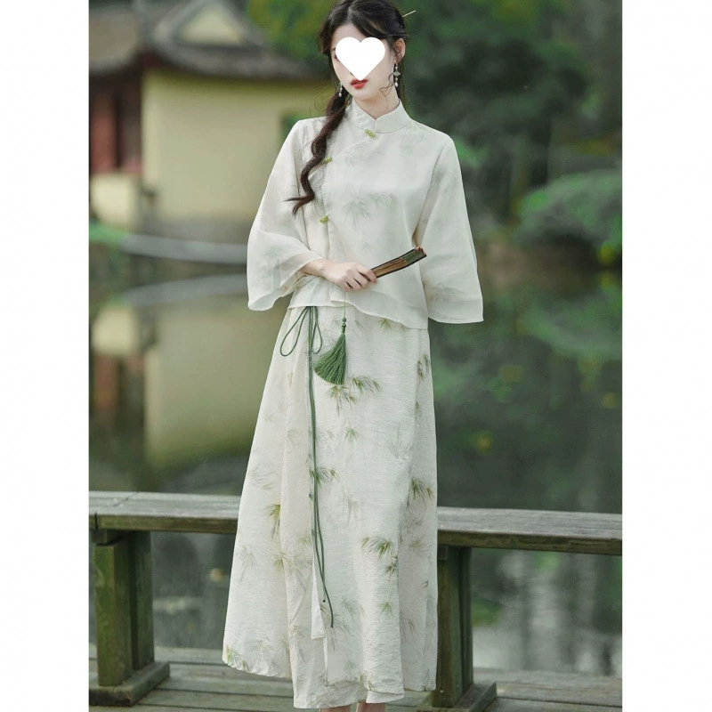 Лето 2025, новый стиль, новый китайский ретро-комплект из двух предметов с воротником-стойкой в ​​китайском стиле, костюм Тан с древним рифмованным принтом, чайный костюм феи Дзен, Cheongsam