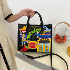 Large-capacity bag women's new retro portable crossbody tote bag niche embroidered graffiti Mexican style shoulder bag