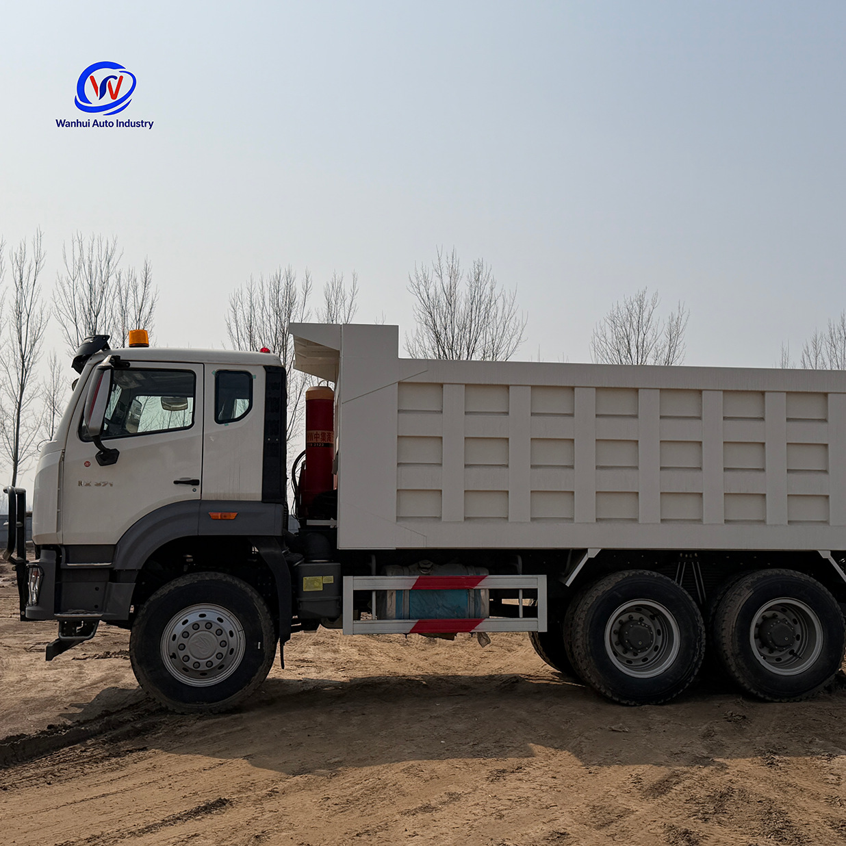 Sinotruk Howo Nx6X4 Dump Truck 371 Horsepower Engineering Dump Truck for Transporting Gravel and Soil