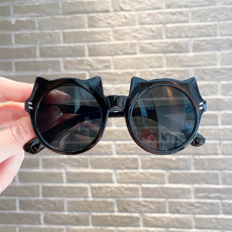 Hoja gris negro brillante