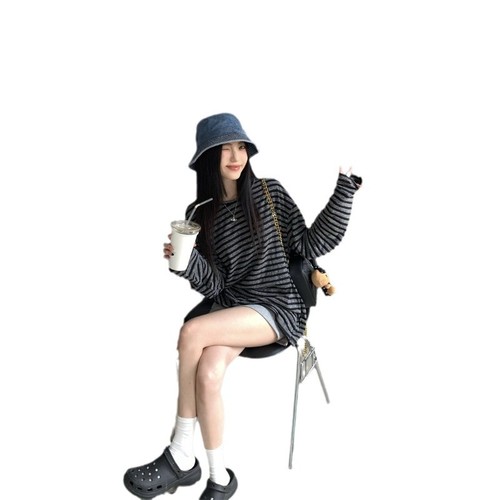 Striped long-sleeve T-shirt 2025 autumn new Korean style loose medium-long length outerwear innerwear base student top trendy