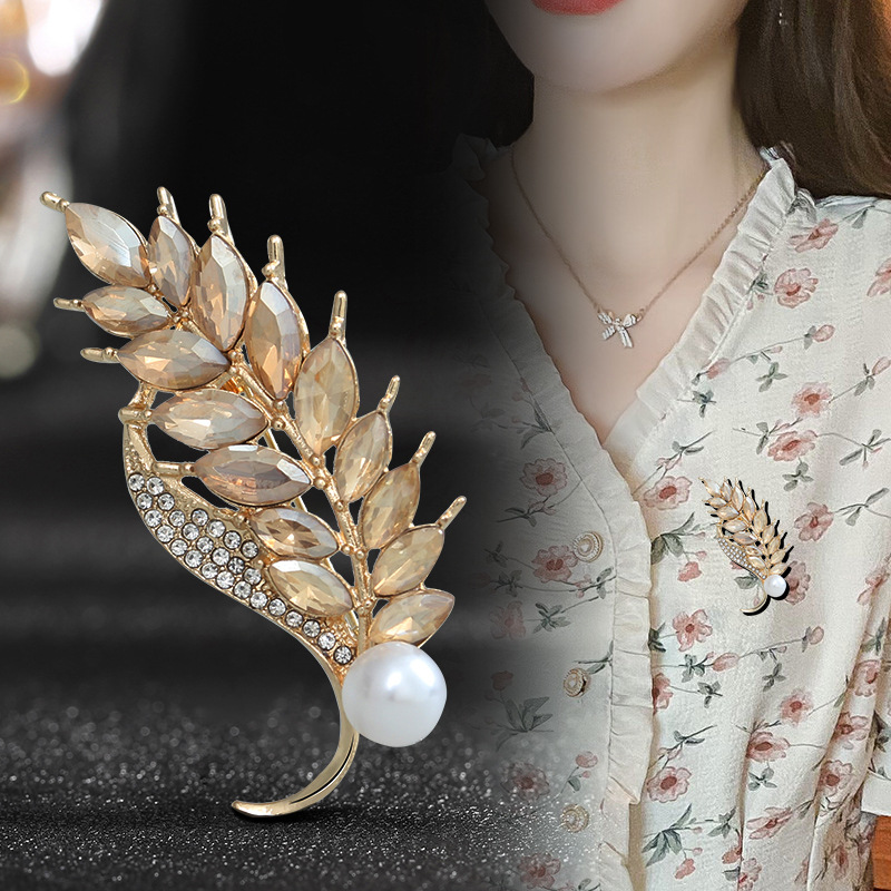 Brooch high end women's luxury wheat ear exquisite design niche suit accessories wholesale anti exposure pin buckle brooch_voghion.com