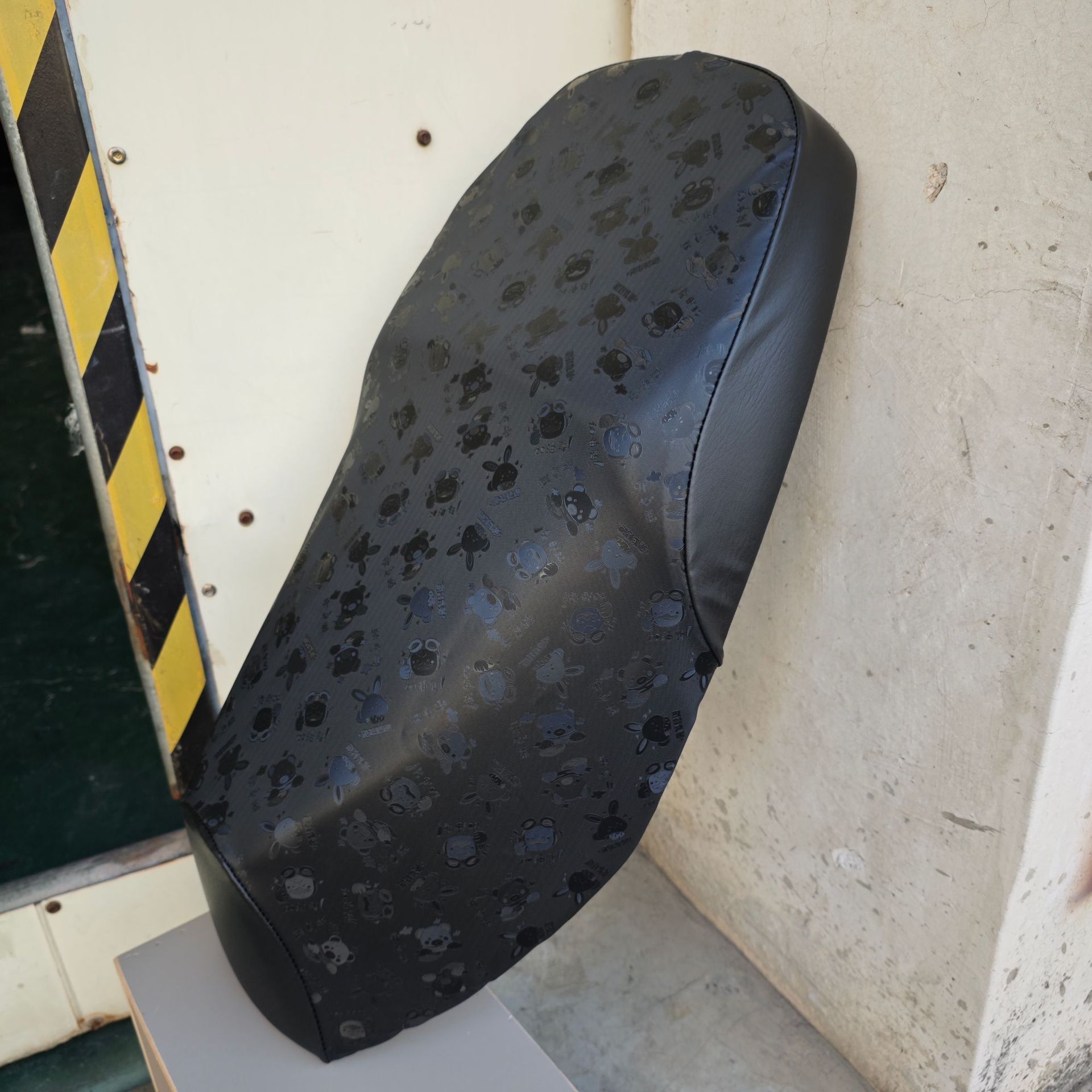 Suitable for Haojue Motorcycle Yudrill 125T Cushion Cover Sunscreen Waterproof Cooling Thickened Leather Rainproof Hot Seat Cover