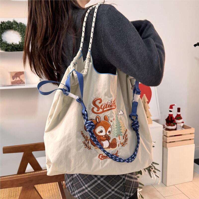 New embroidered shopping bag Beni Dragon day bag capacity large capacity single shoulder female fashion niche shopping summer