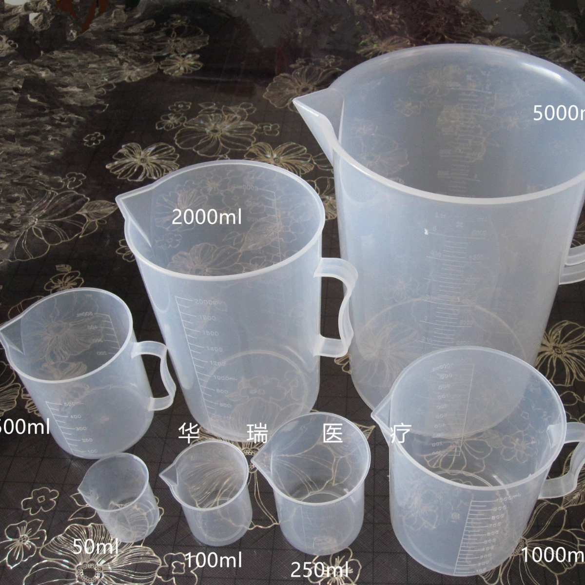 Оптовая PP пластиковая мерная чашка шкала Чашка образец чашки чашка молока чашка холодной воды чашка различные спецификации с шкалой