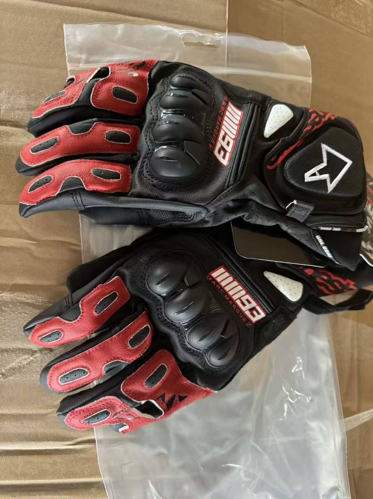 Cuatro estaciones guantes de pantalla táctil de cuero guantes de motocicletas guantes de ciclismo jinetes de carretera guantes antideslizantes resistentes al desgaste