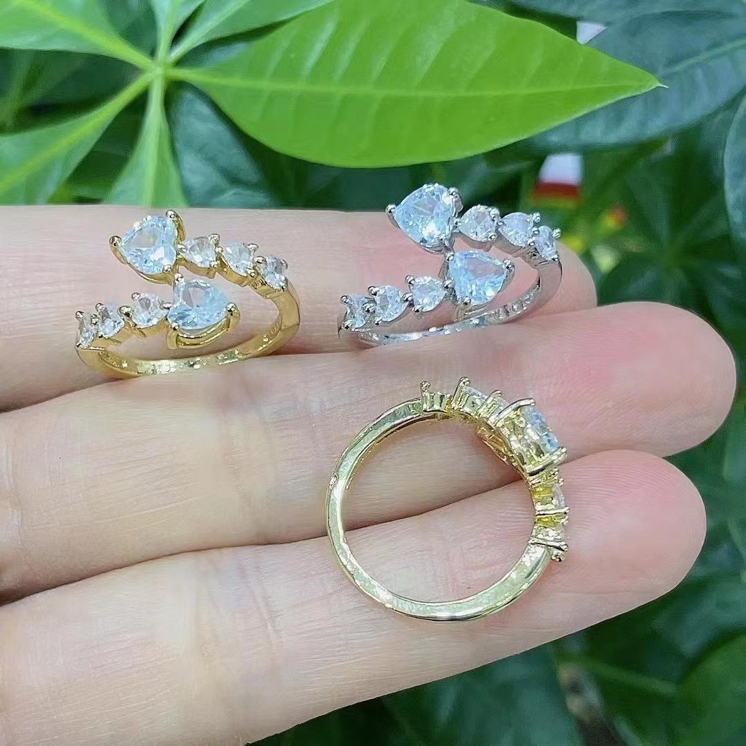 Daily Occasion Copper Material Heart Pattern Women's Sweet Heart Copper Zircon Rings Inlaid Zircon