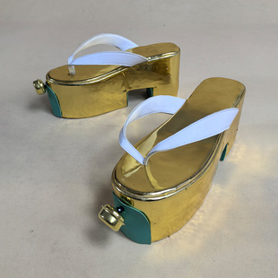 4072 �ꖎ��� Ѳ������  cosЬ����Ԫ����չ�ݳ�Ьcosplay����