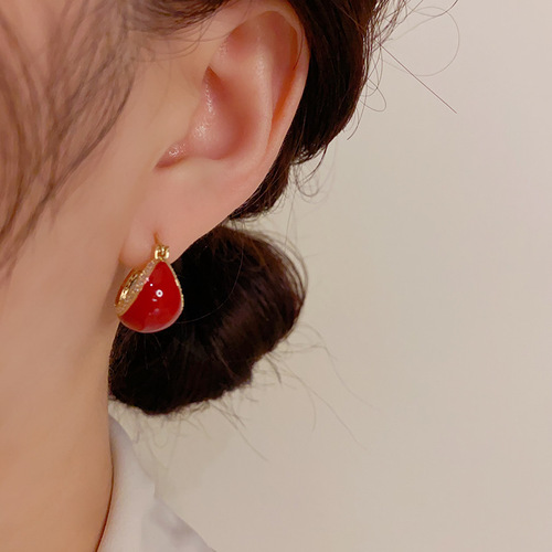 Japanese and Korean retro elegant fashion micro-embedded oil drop earrings high-end sweet and fresh temperament high-end versatile earrings