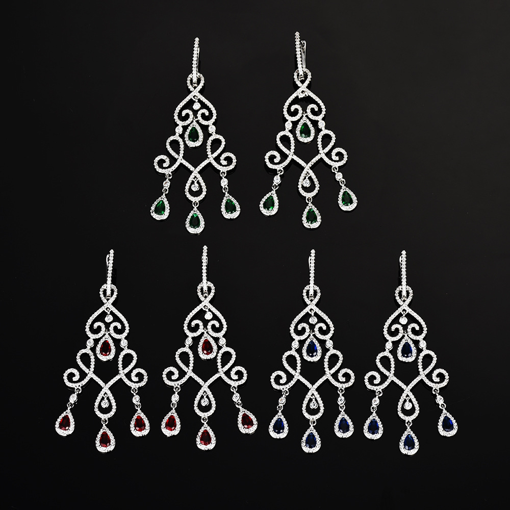 Ventas transfronterizas calientes de aretes retrógrados de estilo imperial aretes de aire noble, aretes de aretes europeos y estadounidenses, aretes de goteo de agua vacíos, aretes de aretes femeninos de alta calidad