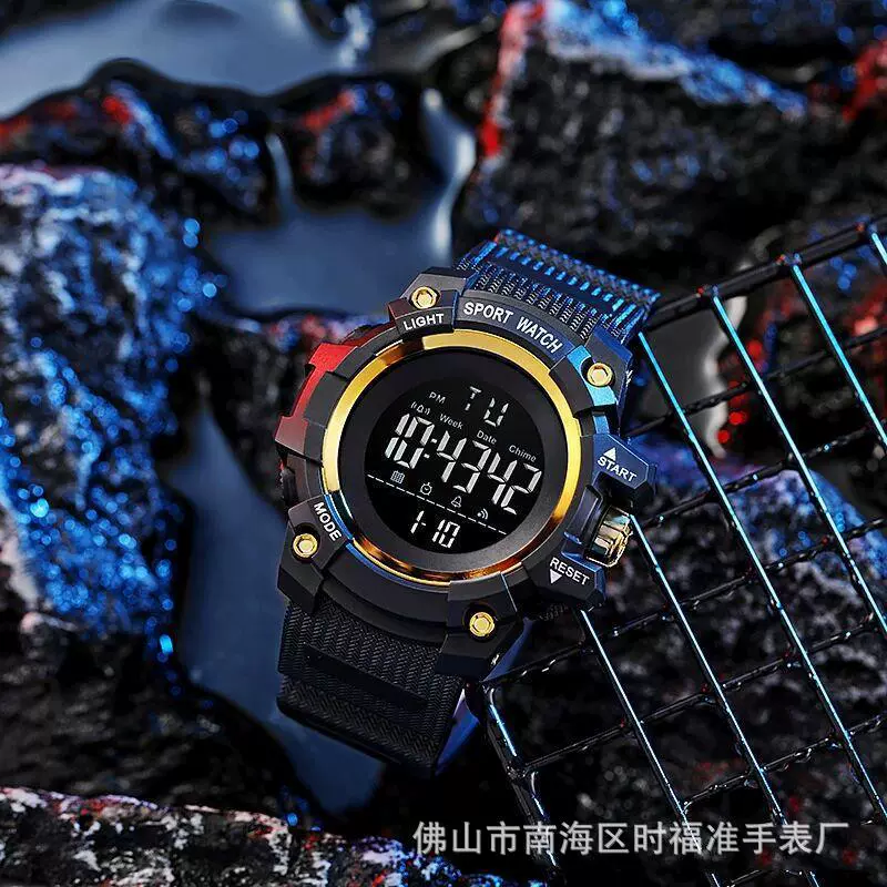 2025新款校园电子表旅游运动装饰青少年夜光多功能运动闹钟电子表