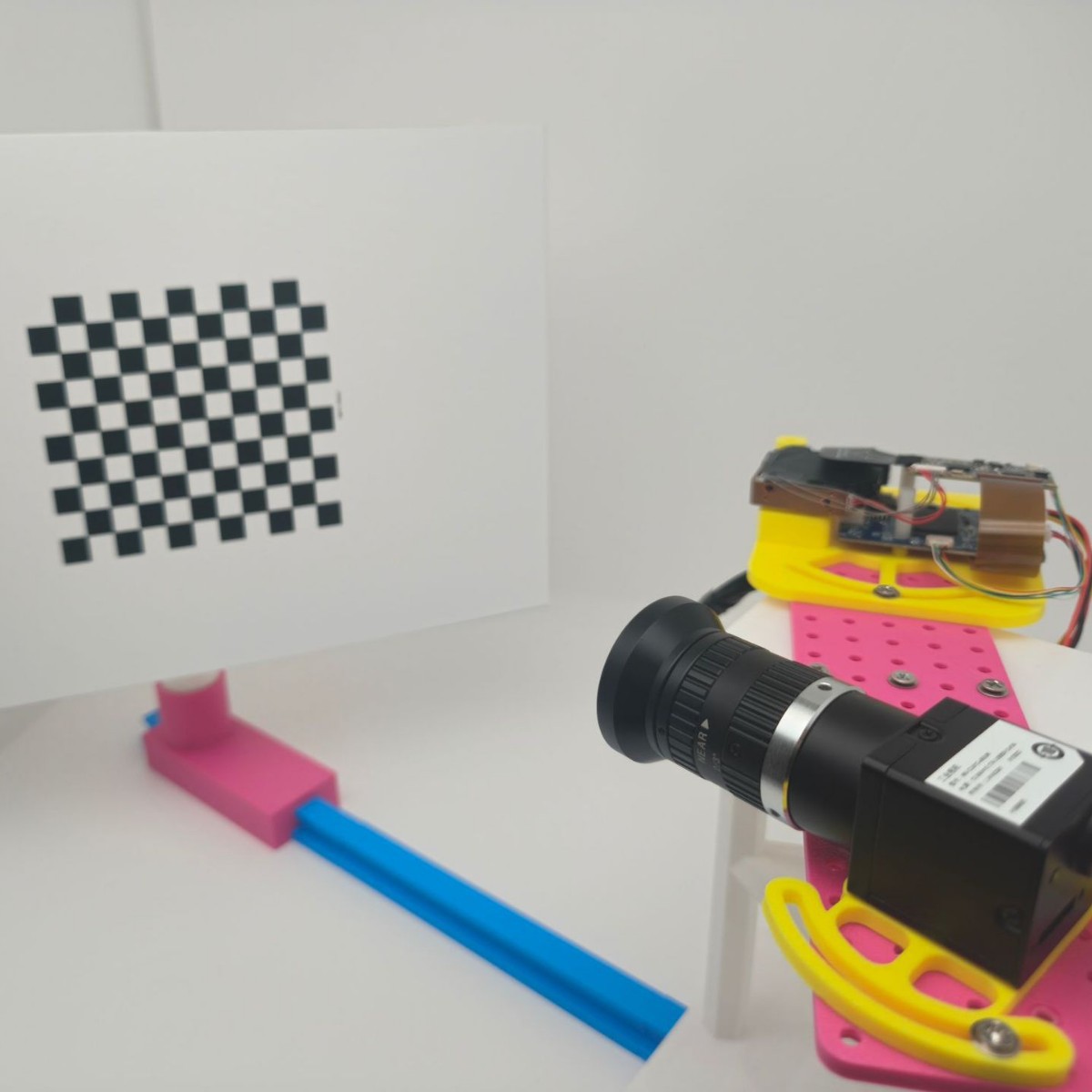 Open Source Code Complementary Gray Code C # Programming Winform for 3D Reconstruction Using Low-Cost Monocular 3D Structured Light