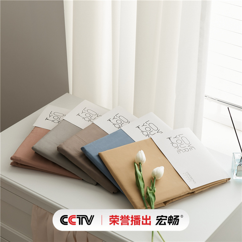 100本の純綿の毛磨き布団は秋冬に厚くて純色がシンプルです。