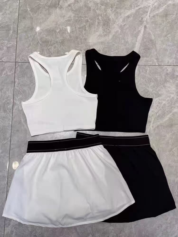 Other Set 2-Piece White Black