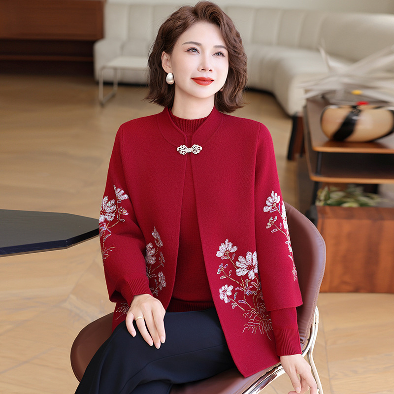 Mom's Autumn and Winter Two-Piece Outfit 2025 New Style Elegant Mother-In-Law Wedding Dress Set for Middle-Aged and Elderly Women Stylish Jacket