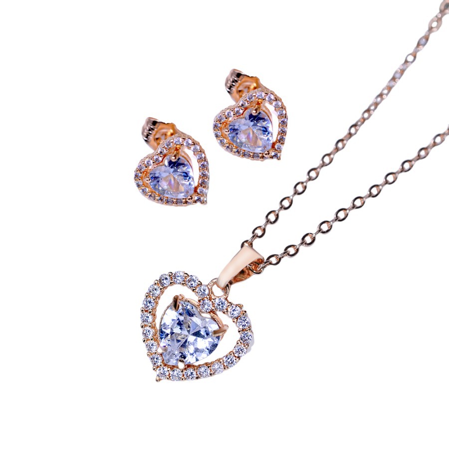 2024 selección transfronteriza moda amor aretes de zircon collar conjunto de joyería para mujeres aretes de zircon colgante joyería