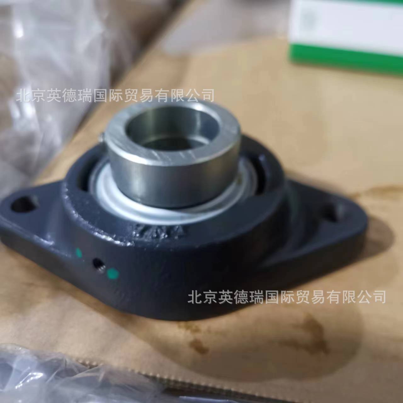 RCJTZ30-XL轴承座单元双螺栓法兰式铸铁带定心套R型密封