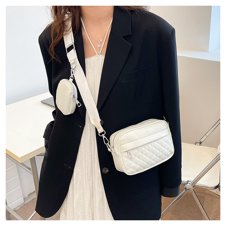 Lingge maquillage 2023 nouveau petit parfum Style épaule Guangzhou mode sac de téléphone pour femmes_voghion.com