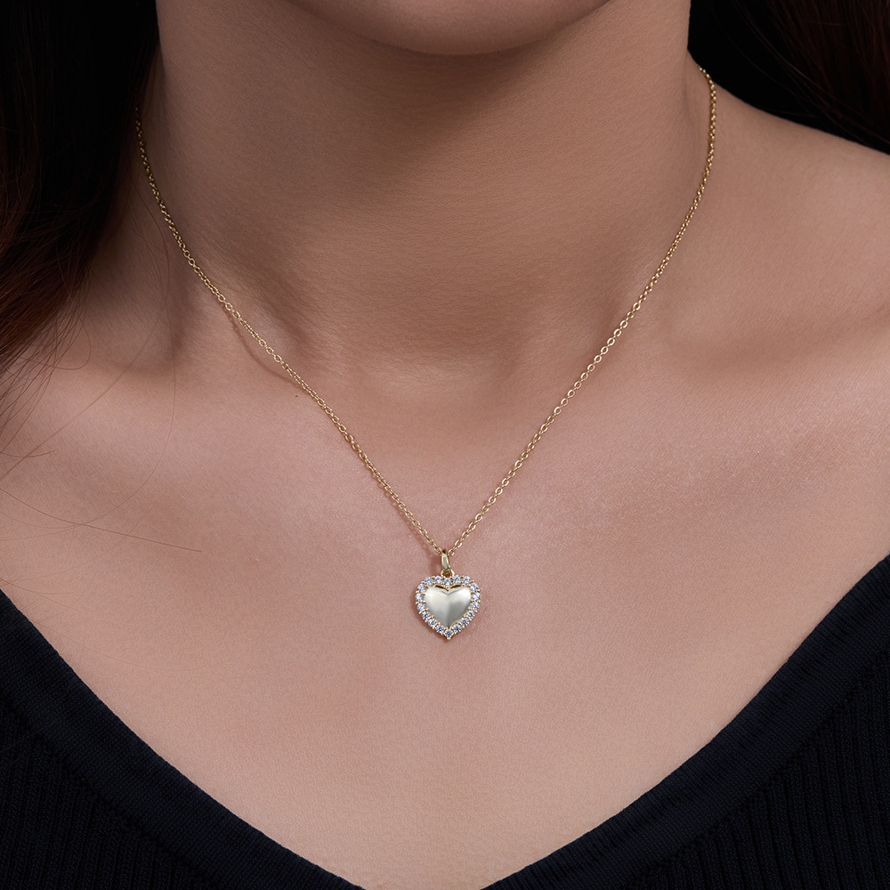 Collar de plata esterlina de circón en forma de corazón de Europa y América ins diseño de nicho femenino Luz de lujo de moda de cercanías COLLAR COLGANTE de alta calidad