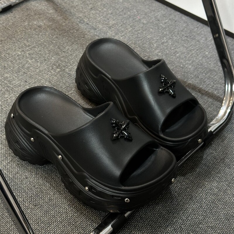 8CM Thick Bottom Thick Heel Slippers Women's Summer Outer Wear Thick Bottom Shit Feeling 2025 New Summer Seaside Slippers