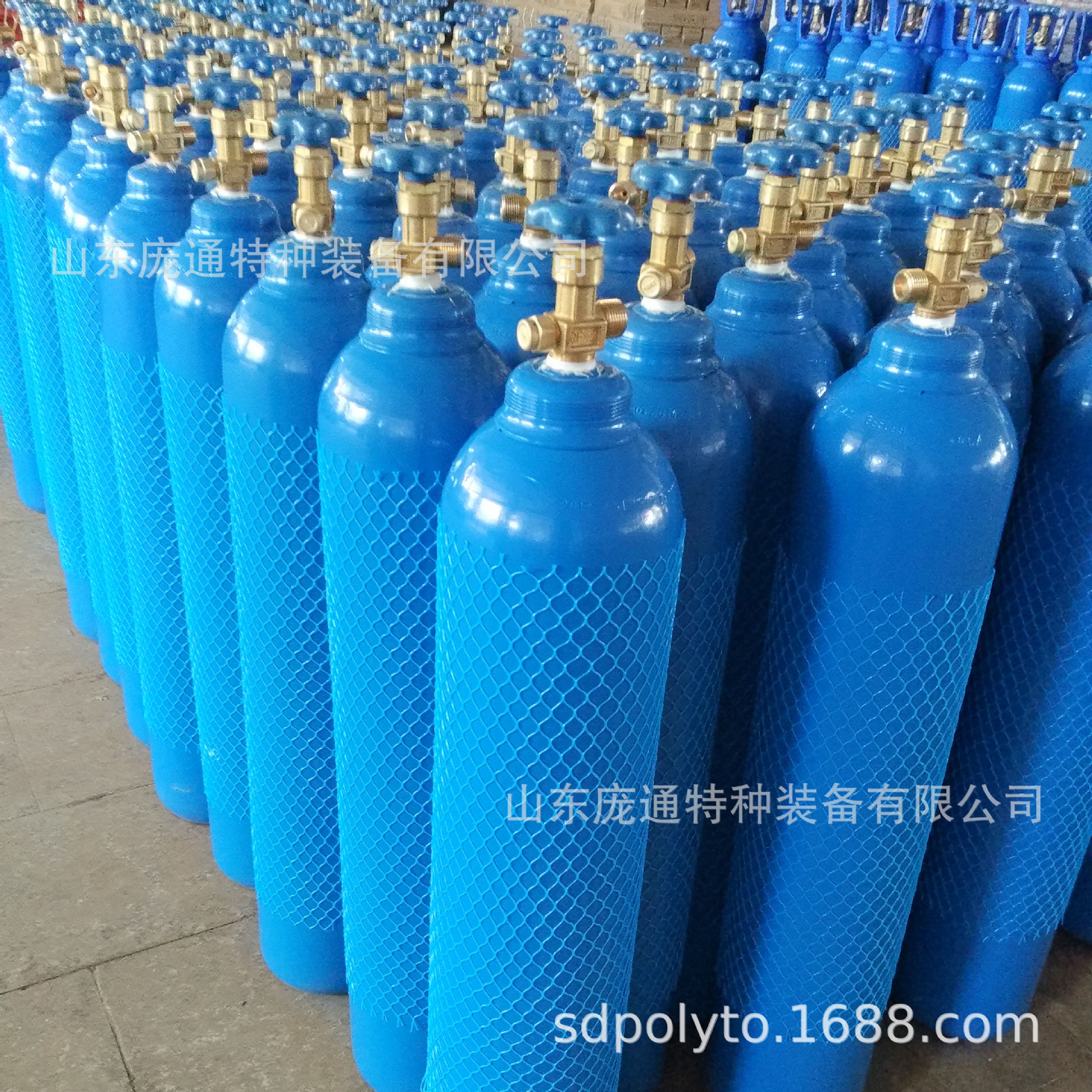 .厂家直供 出海外  10L 氧气钢瓶 医用氧气瓶 37Mn无 缝气瓶