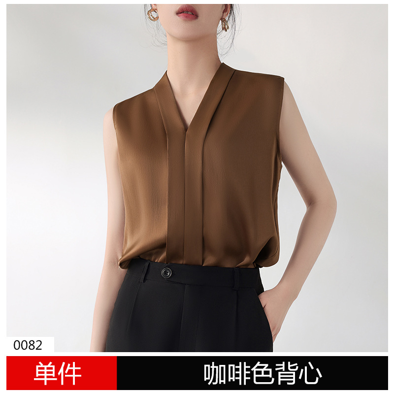 브라운 셔츠 (브이넥-클래식 스타일)