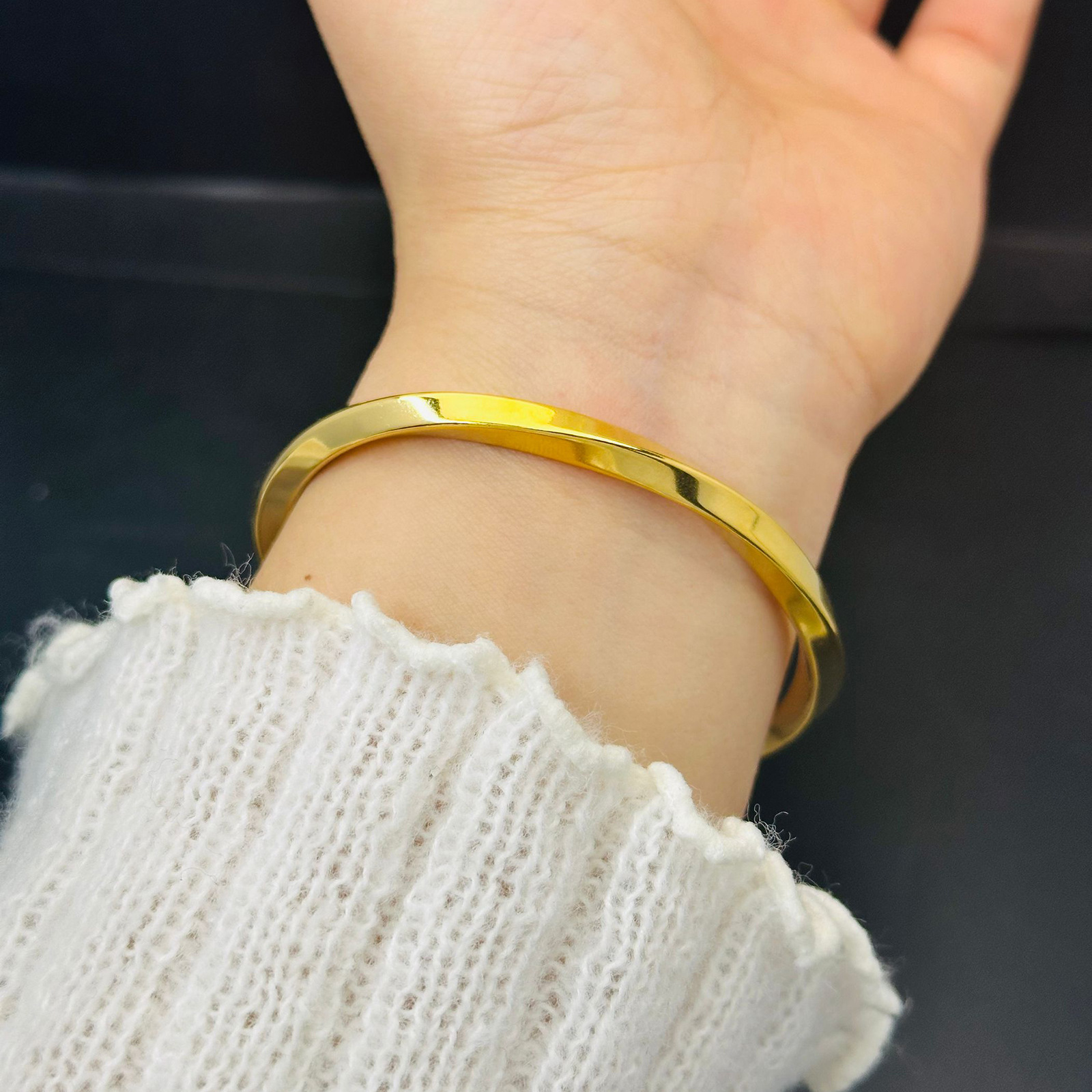 Mobius, apertura torcida, pulsera de acero de titanio ajustable, pulsera de moda que no se desvanece, joyería simple para mujer, hombre, Europa y América