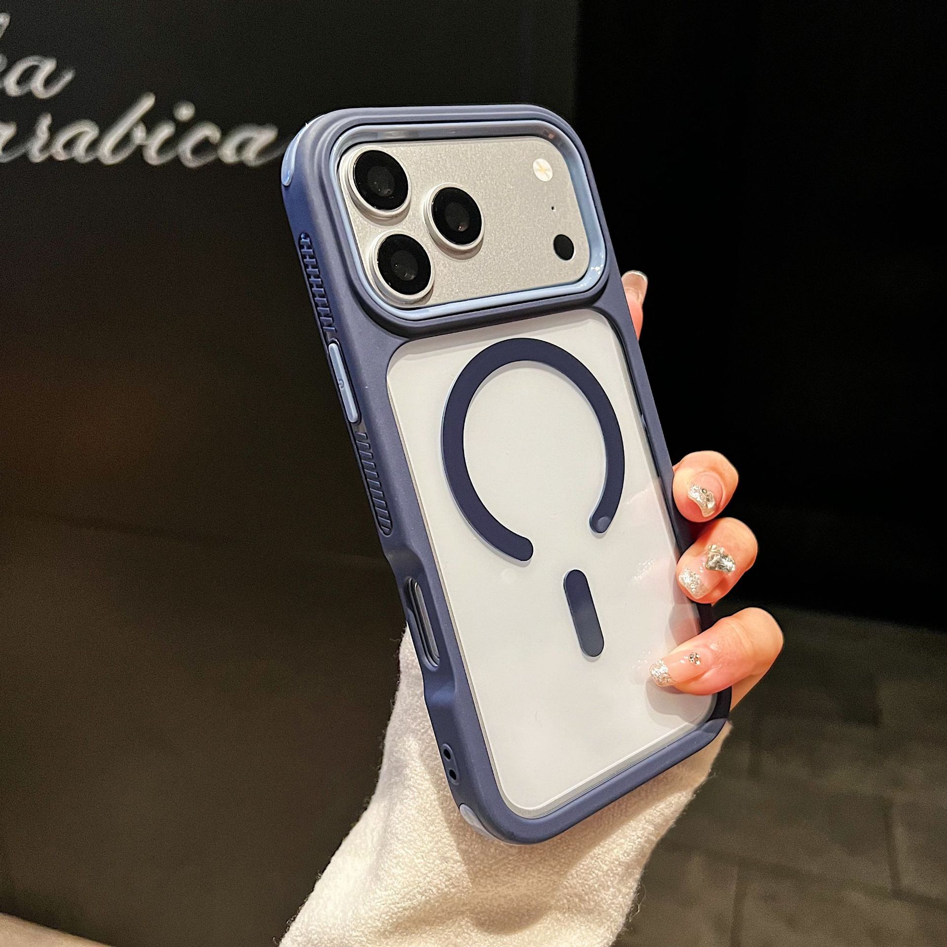 Cool 3 - en - 1 adsorción antideslizante para iPhone18PROMAX teléfono móvil Apple 17 caso anti-caída 13 image 10