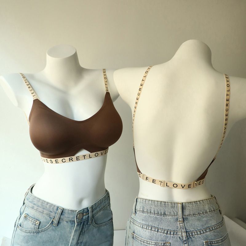 두 가지 두께의 가슴 패드가 있는 브라운 색상