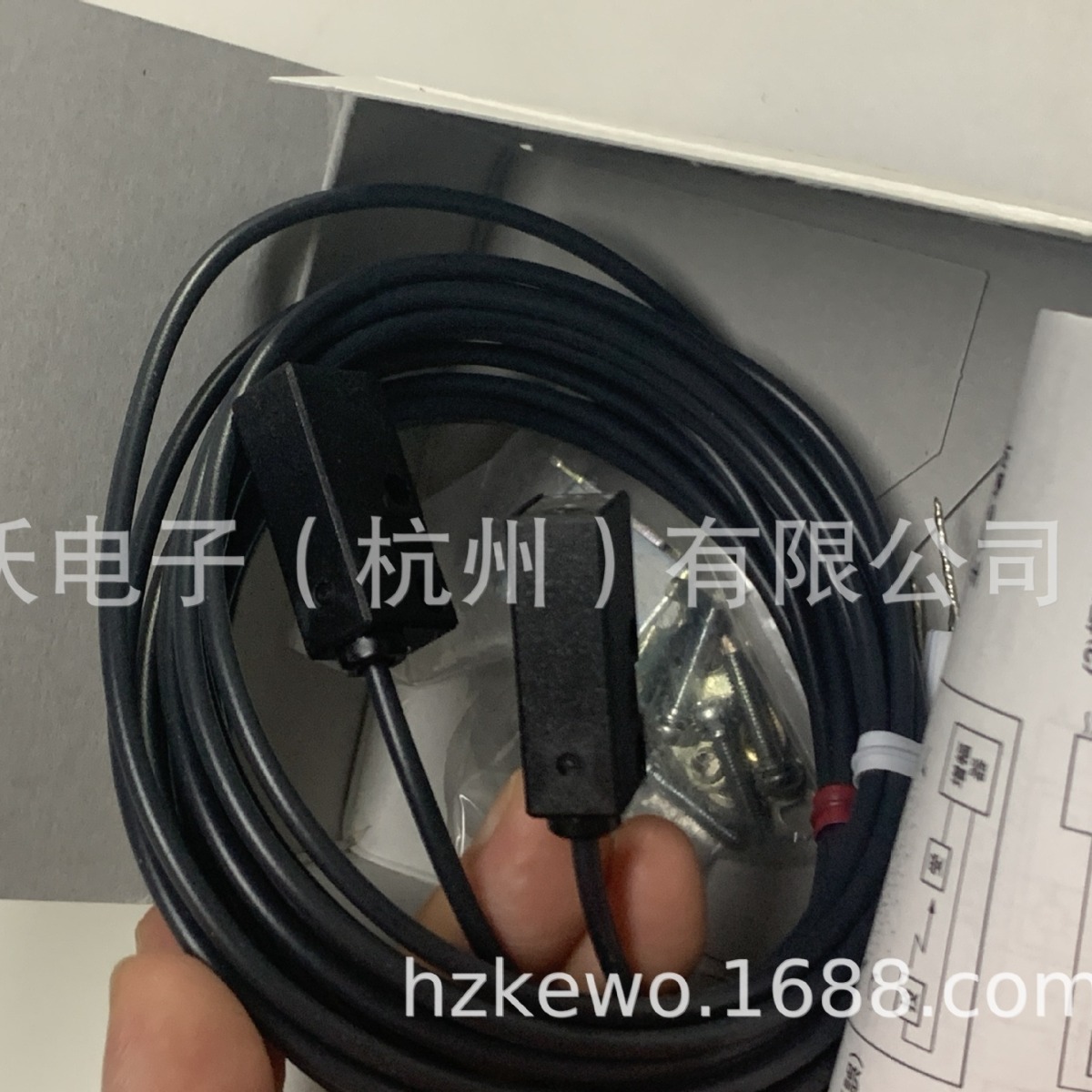 E3ZG-T61-S 2M BY OMS 接近开关 光电传感器 欧姆龙