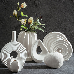 Hotel Ceramic Flower Ware, Simple Special-Shaped Vase, Nordic Home Furnishings, Modern Living Room Decorations, Entrance Crafts