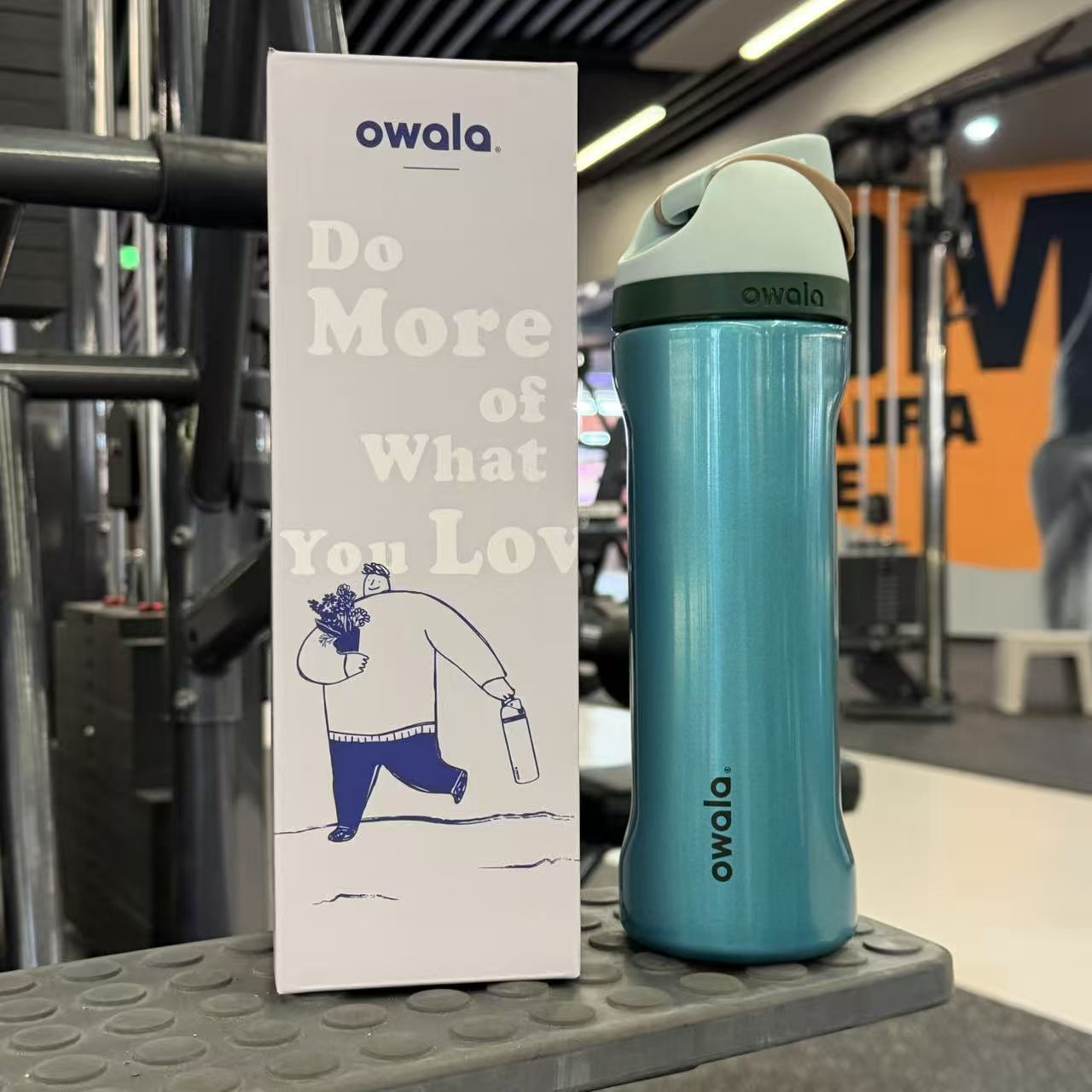 Owala en stock de gran capacidad portátil hervidor de agua al aire libre para hombres tazas de agua caliente de moda para mujeres tazas de fruta deportivas al por mayor
