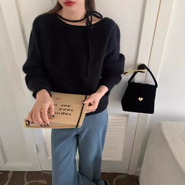 女式针织衫;连衣裙;女式马甲